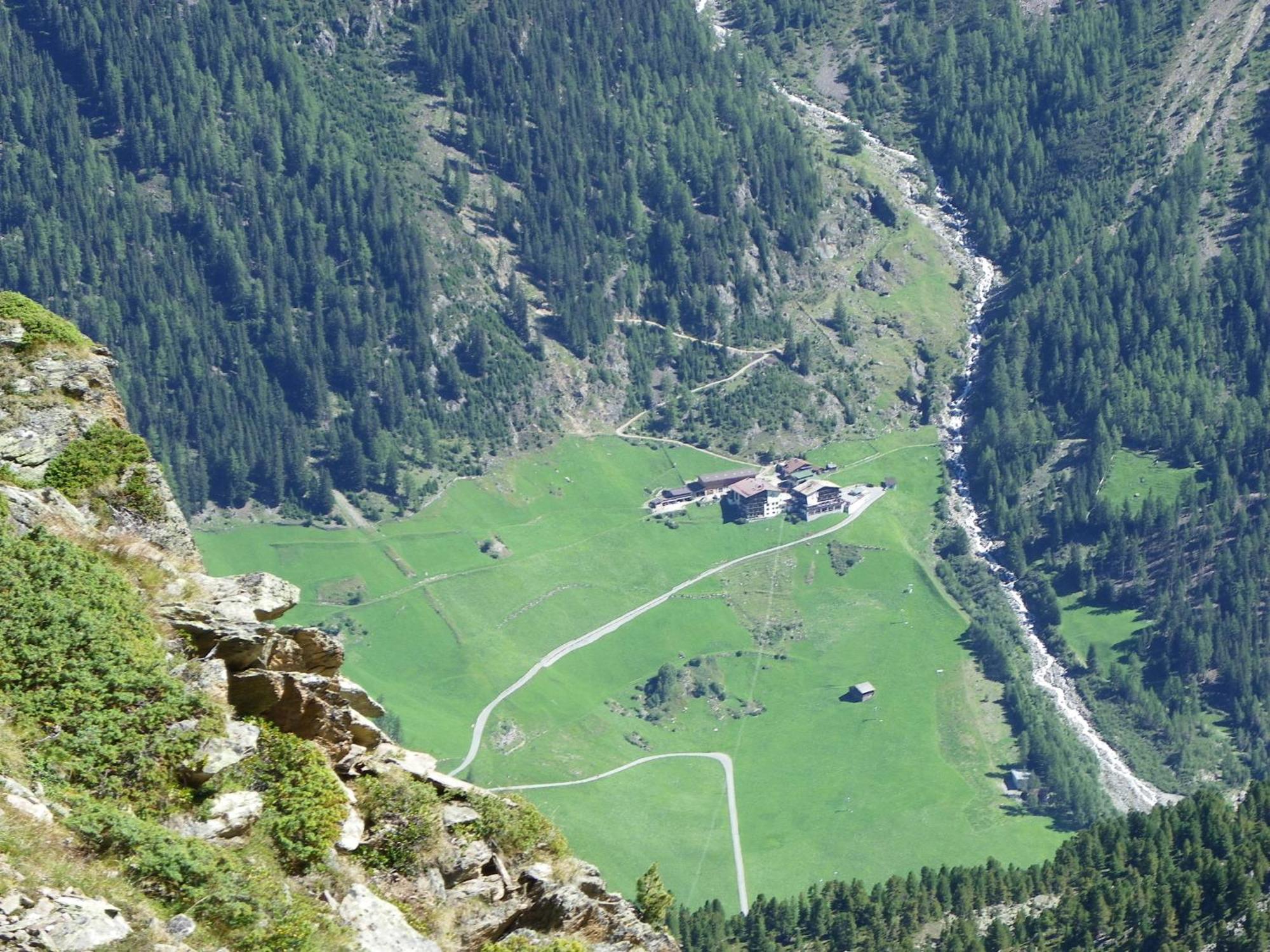 Gaestehaus Berghof Schoepf Längenfeld Exterior photo